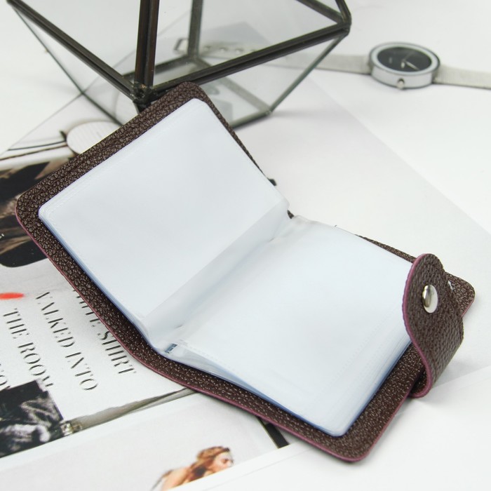 Визитница, 24 кардхолдера, на кнопке, цвет кофе