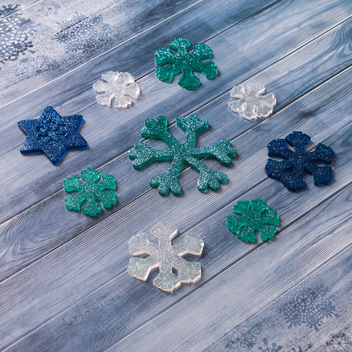 Наклейка на стекло "Снежинки зимние" 18,5*18,5 см, набор 9 шт