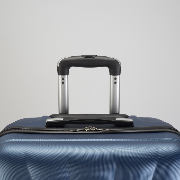 Чемодан большой "Ракушка" 28", отдел на молнии, кодовый замок, 4 колеса, цвет тёмно-синий
