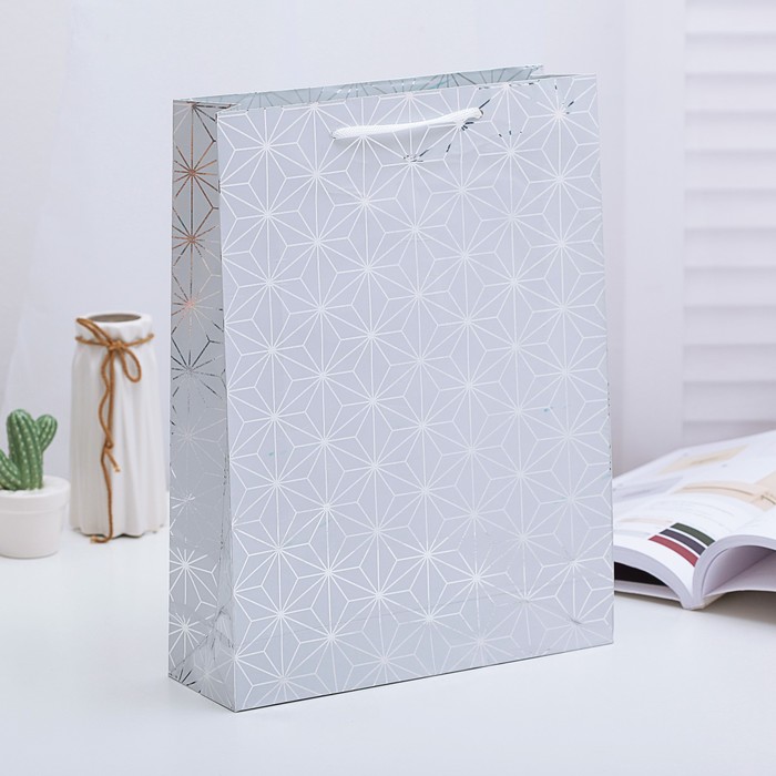 Пакет голография 34 х 26 х 8 см