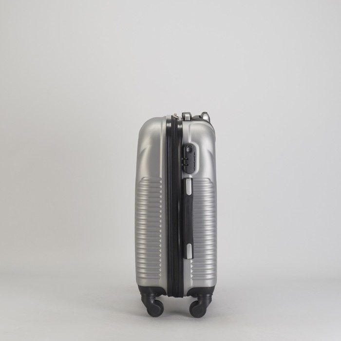 Чемодан малый "Ракушка" 20", отдел на молнии, кодовый замок, 4 колеса, цвет серебристый