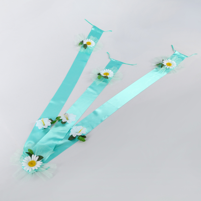 Украшение на капот "3 ленты с цветами" вид 1 Зеленый