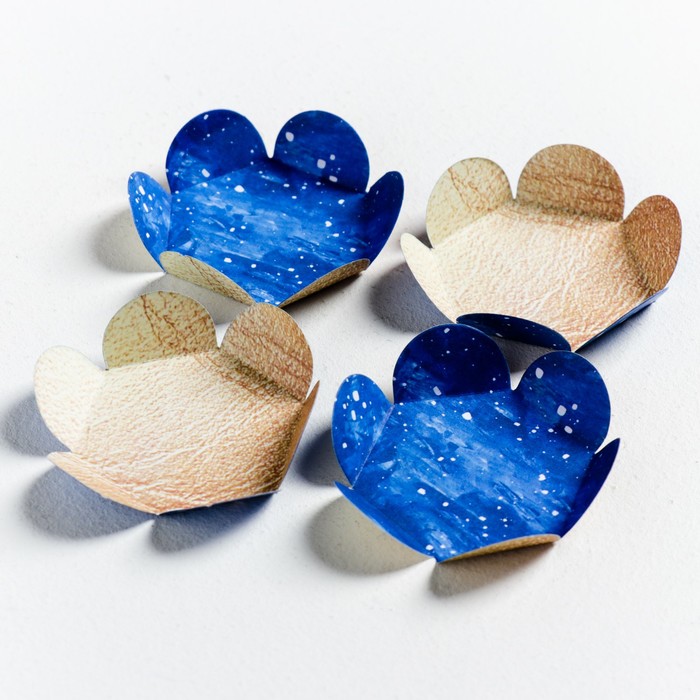 Коробка для макарун с подложками «Зима—пора волшебства», 12 х 12 х 3 см