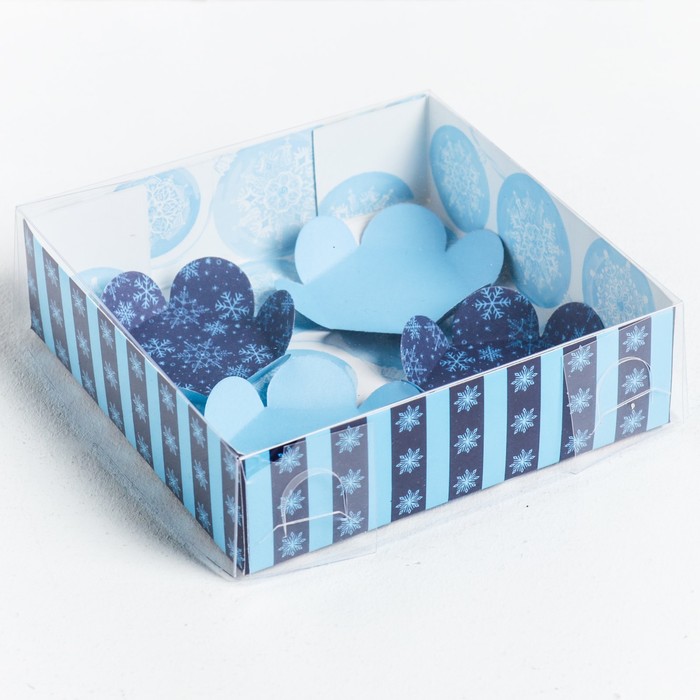 Коробка для макарун с подложками «С праздником!», 12 х 12 х 3 см