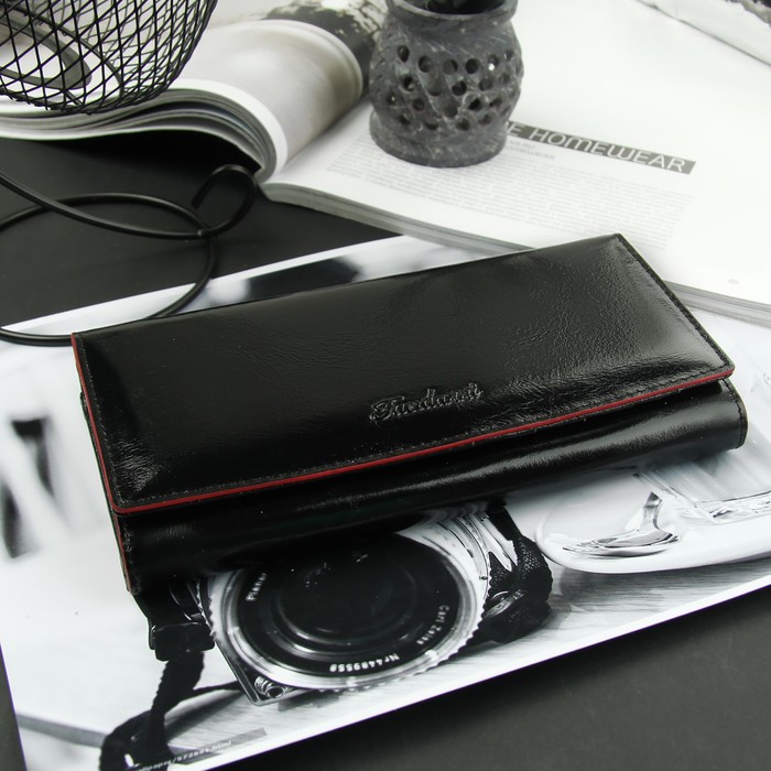 Кошелёк женский, 3 отдела, для карт на клапане, 2 отдела рамка, цвет чёрный