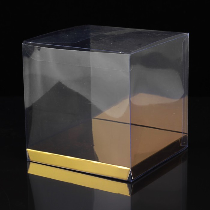 Коробка квадратная пластиковая 11 х 11 х 11 см, золото