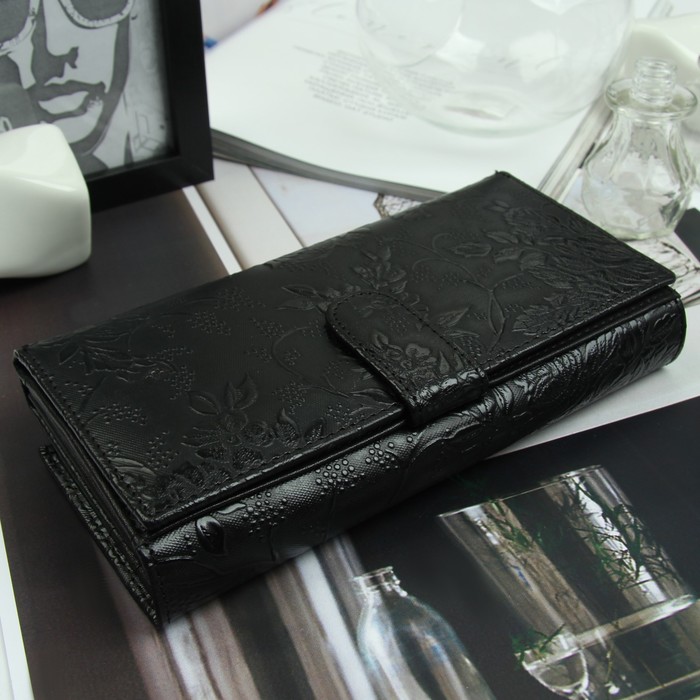 Кошелёк женский, 4 отдела, для карт, для монет, цвет чёрный