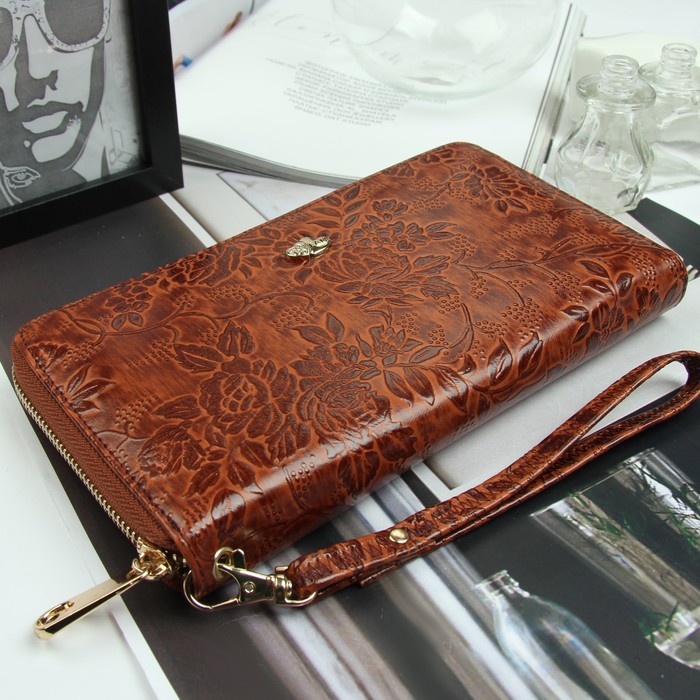 Кошелёк женский, 6 отделов, для карт, с ручкой, цвет коричневый