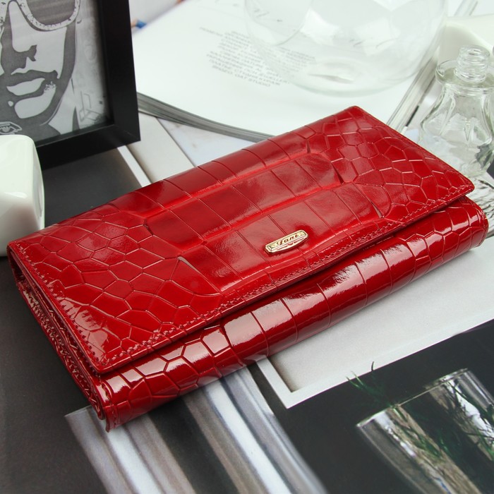 Кошелёк женский, 4 отдела, для карт, для монет, 2 наружных кармана, цвет красный