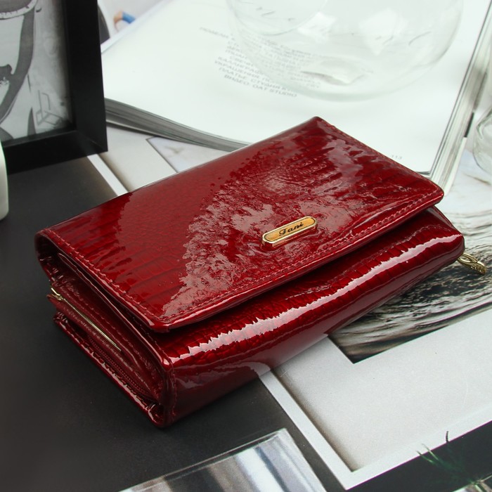 Кошелёк женский, 3 отдела, для карт, для монет, цвет красный