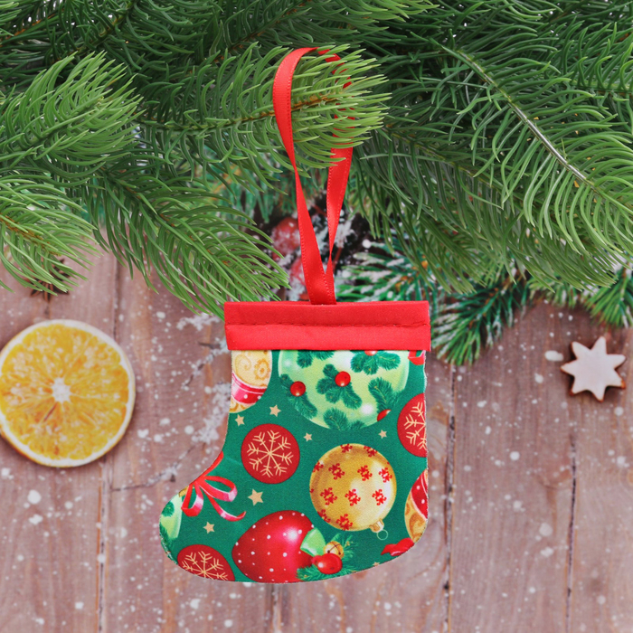 Подвеска-носочек "Волшебного Нового Года"
