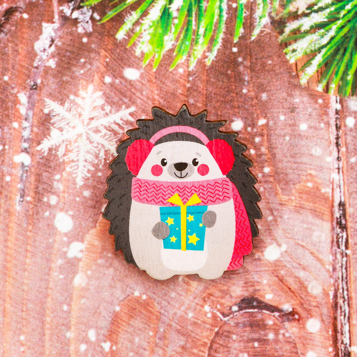 Новогодний значок "Ежик"