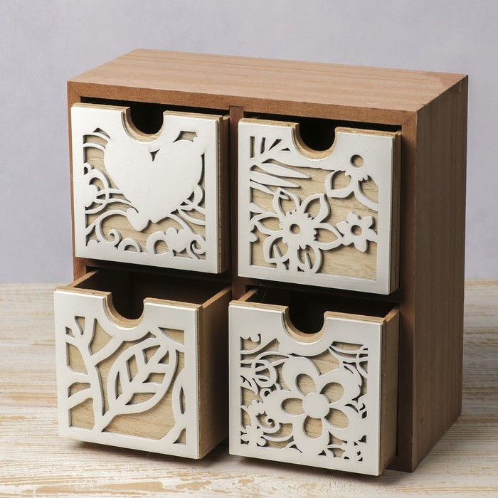 Шкатулка дерево 4 ящика "Цветы. Сердце. Листья" 22,5х22,5х10,5 см