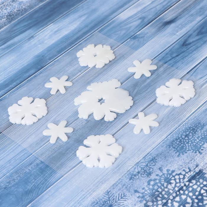 Наклейка на стекло "Снежинки белые" 12,5*12,5 см, набор 9 шт