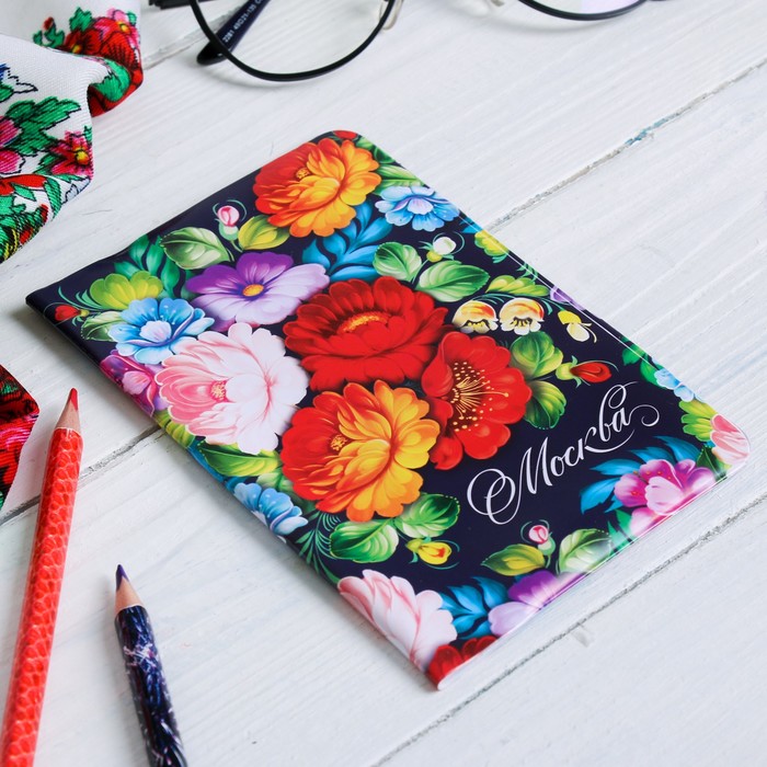 Обложка на паспорт «Москва» (жостово). 9.5 х 14 см