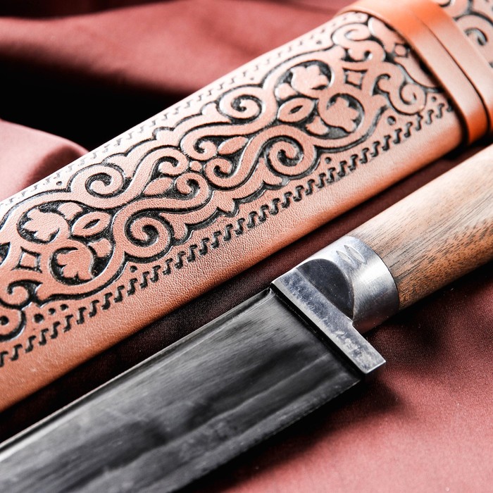 Нож Корд Куруш средний, рукоять из ореха (сухма), гарда из олова