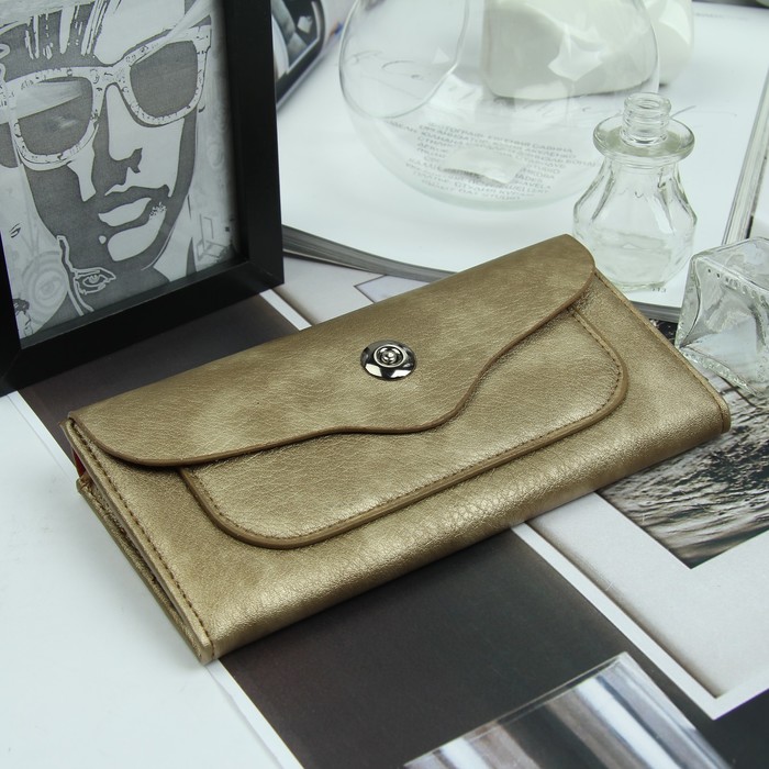 Кошелёк женский, 5 отделов, наружный карман, на клапане, цвет бронзовый