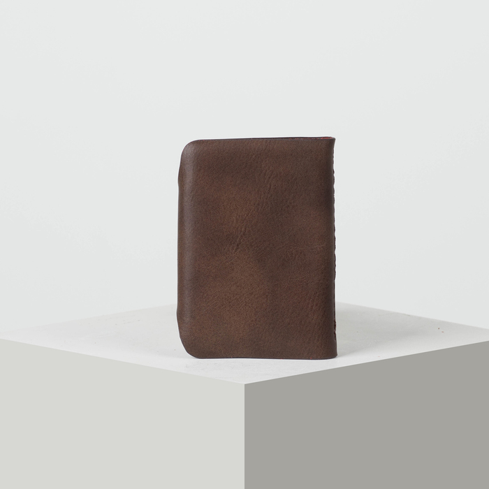 Визитница вертикальная, 1 ряд, 26 листов, цвет коричневый