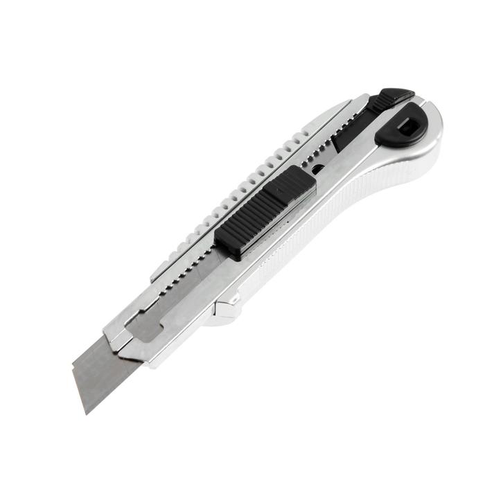 фото Нож универсальный tundra, усиленный, металлический, квадратный фиксатор, 18 мм