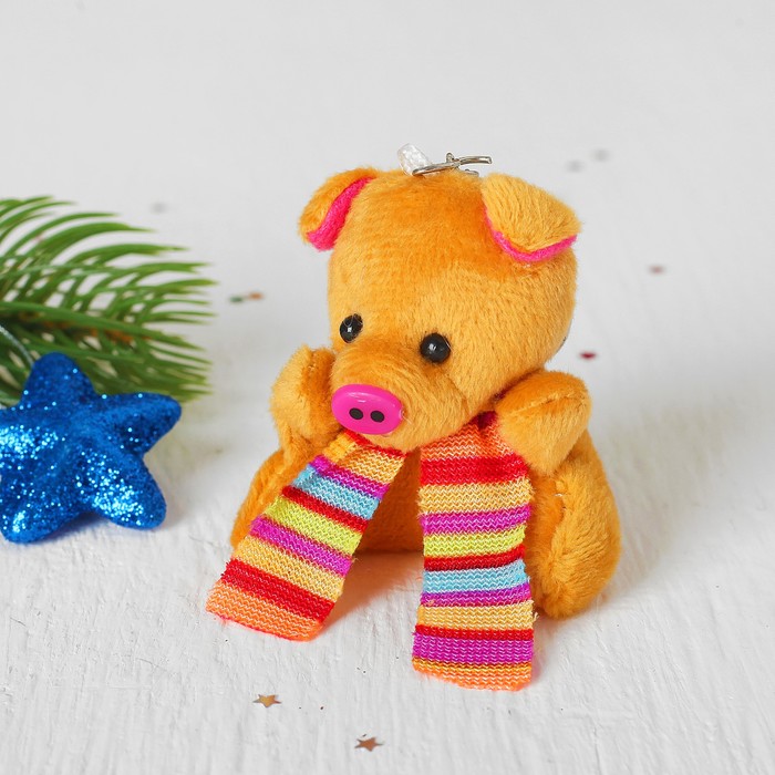 Мягкая игрушка-брелок "Хрюша" полосатый шарф, цвета микс
