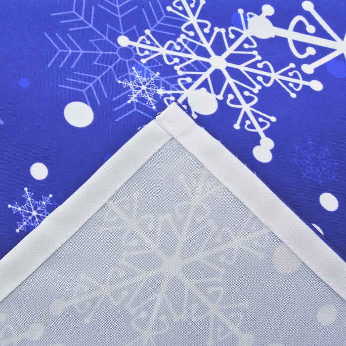 Скатерть "Снежинки" 145х180 см