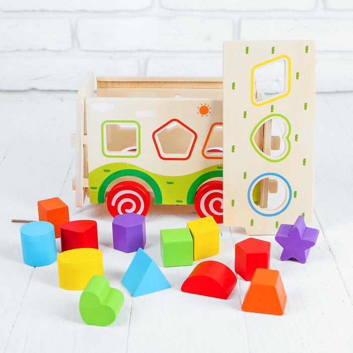 Сортер-каталка "Машинка"