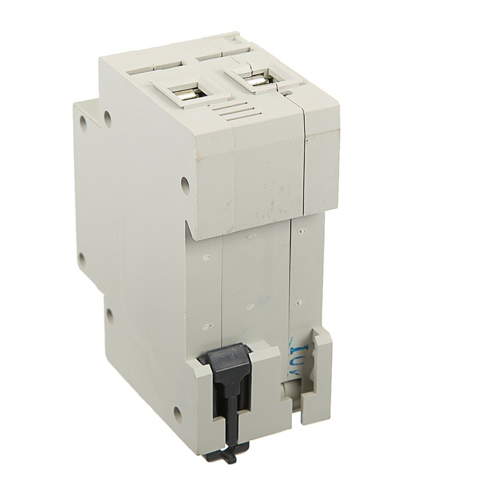 Дифференциальный автомат IEK GENERICA, АВДТ 32, 2п, 40 А, х-ка С, 30 мА, 6 кА, MAD25-5-040-C 37425