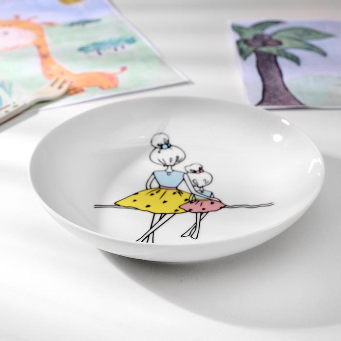 Набор посуды "Мама", 3 предмета: кружка, тарелка глубокая, тарелка плоская