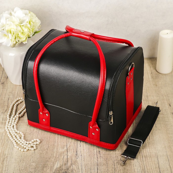 Шкатулка кожзам для косметики "Чёрная с красной отделкой" 24х29,5х25 см