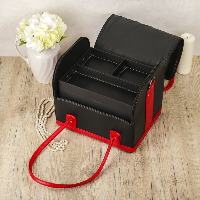 Шкатулка кожзам для косметики "Чёрная с красной отделкой" 24х29,5х25 см