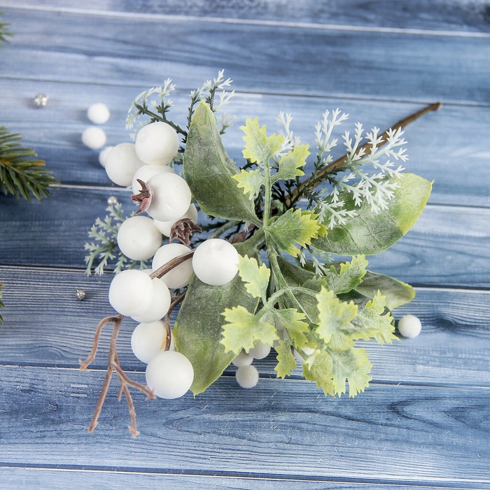 Декор "Белые россы" 20 см матовый