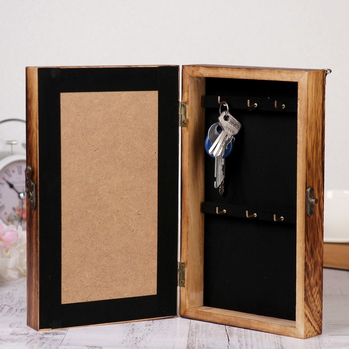 ключница дерево замки 25*15*6 см