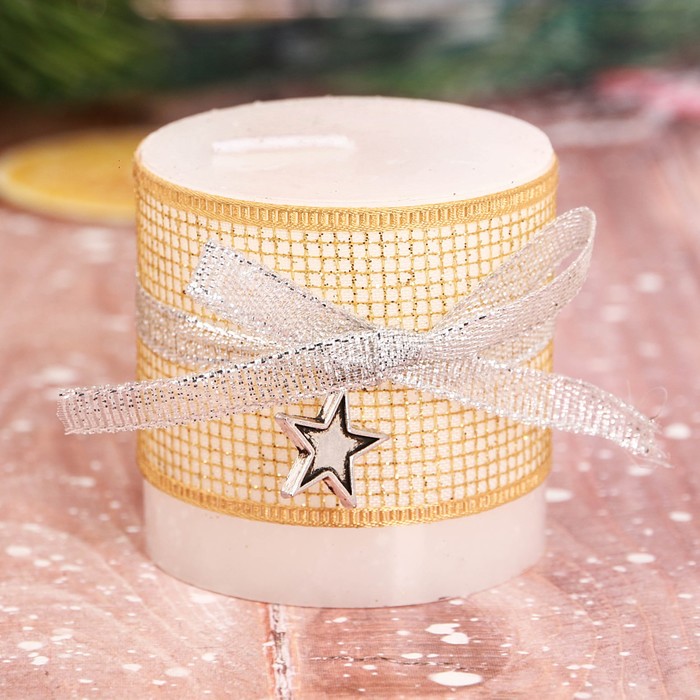 Подарочная свеча новогодняя с декором "Пусть все сбудется"