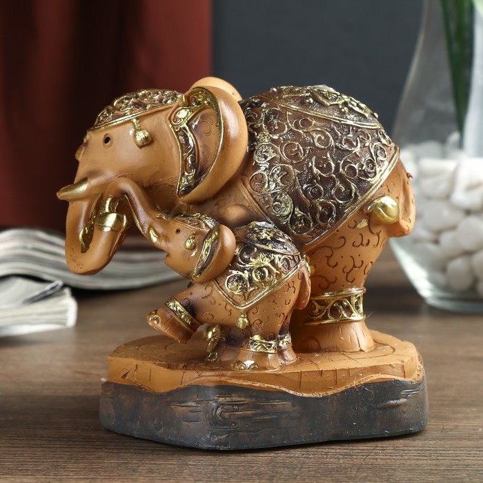 Сувенир полистоун "Слон и слонёнок с узорами на попоне" 12х11,5х8 см