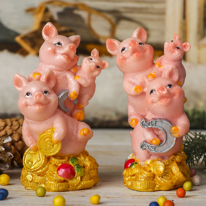 Сувенир полистоун "Три поросёнка на монетках" МИКС 11х5х5,5 см