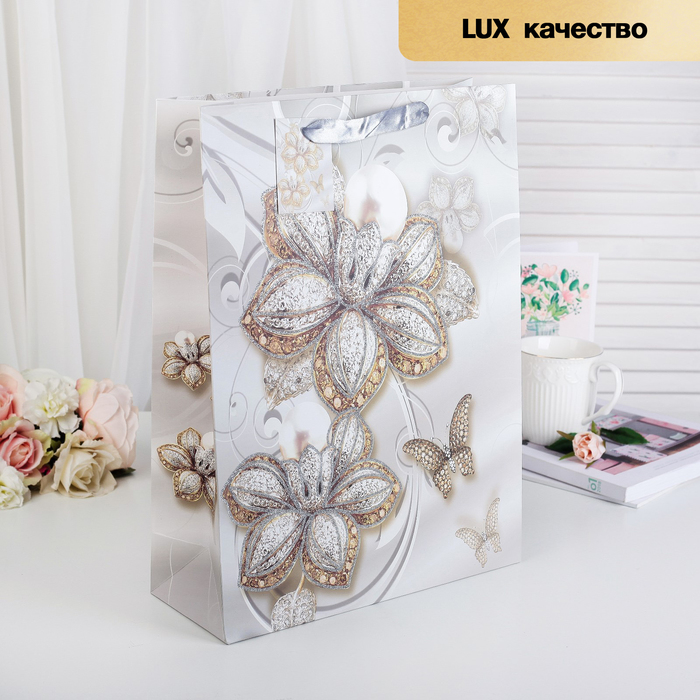 Пакет подарочный люкс, 26 х 10 х 32 см