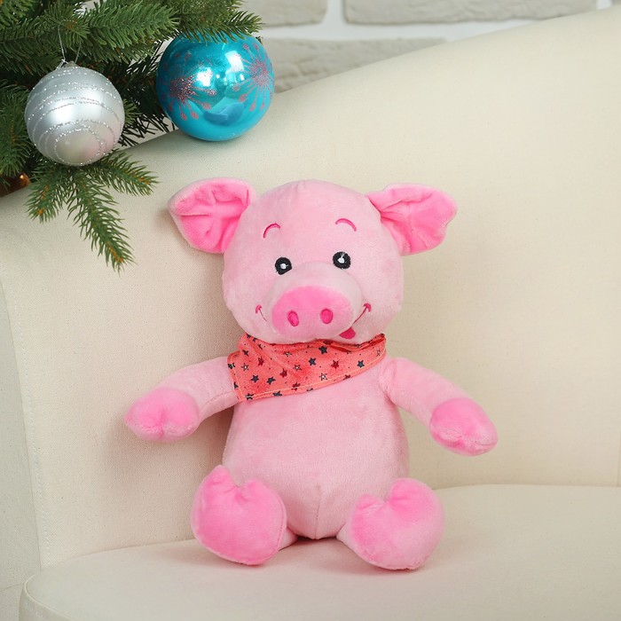 Мягкая игрушка "Свинюшка с повязкой на шее", 22 см