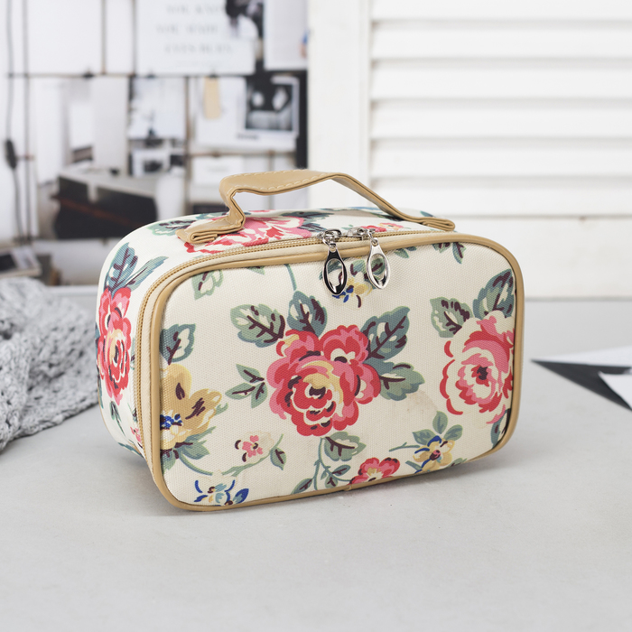 Косметичка-сундук "Цветение", отдел на молнии, зеркало, цвет белый/цветы