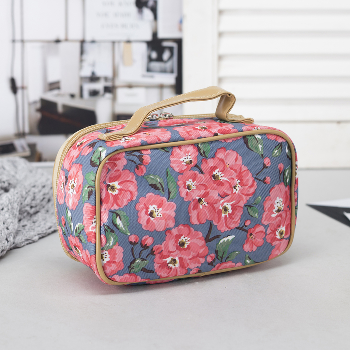 Косметичка-сундук "Цветение", отдел на молнии, зеркало, цвет голубой/цветы