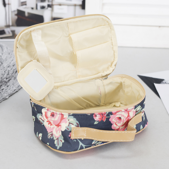 Косметичка-сундук "Цветение", отдел на молнии, зеркало, цвет синий/цветы