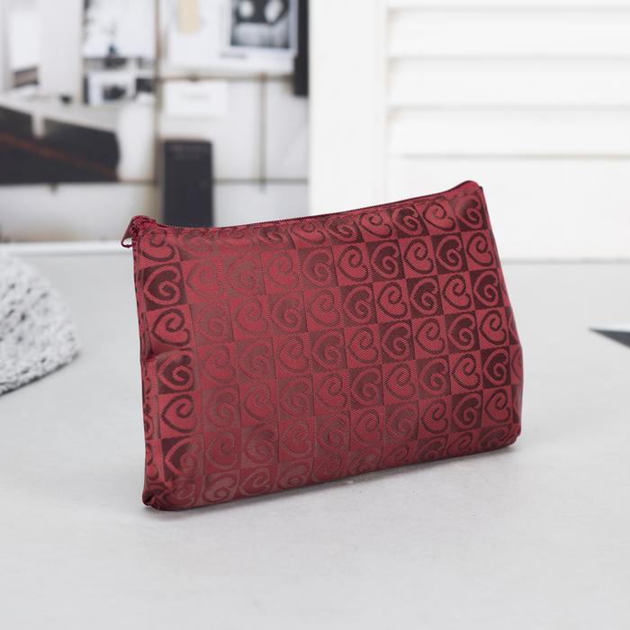 Косметичка простая "Сердечки", отдел на молнии, цвет красный