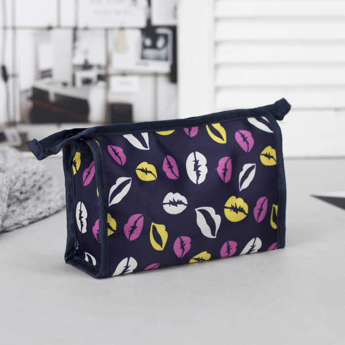 Косметичка "Губки", отдел на молнии, цвет синий