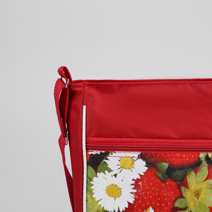 Сумка молодёжная "Ягоды", отдел на молнии, наружный карман, регулируемый ремень