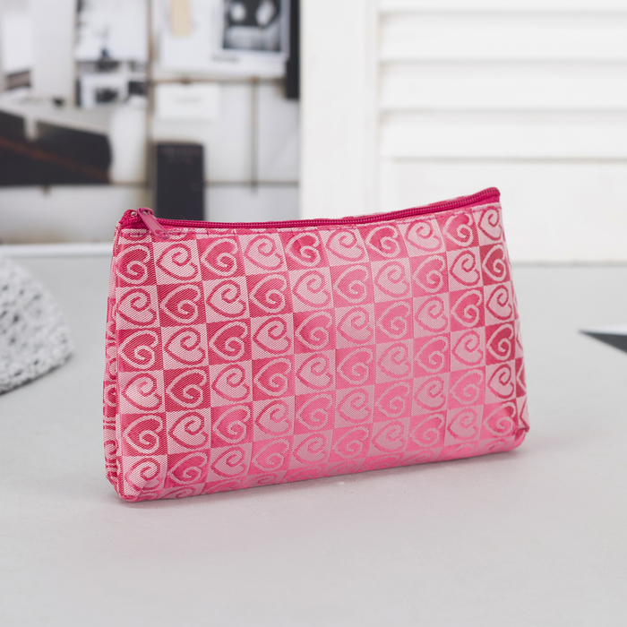Косметичка простая "Сердечки", отдел на молнии, цвет розовый