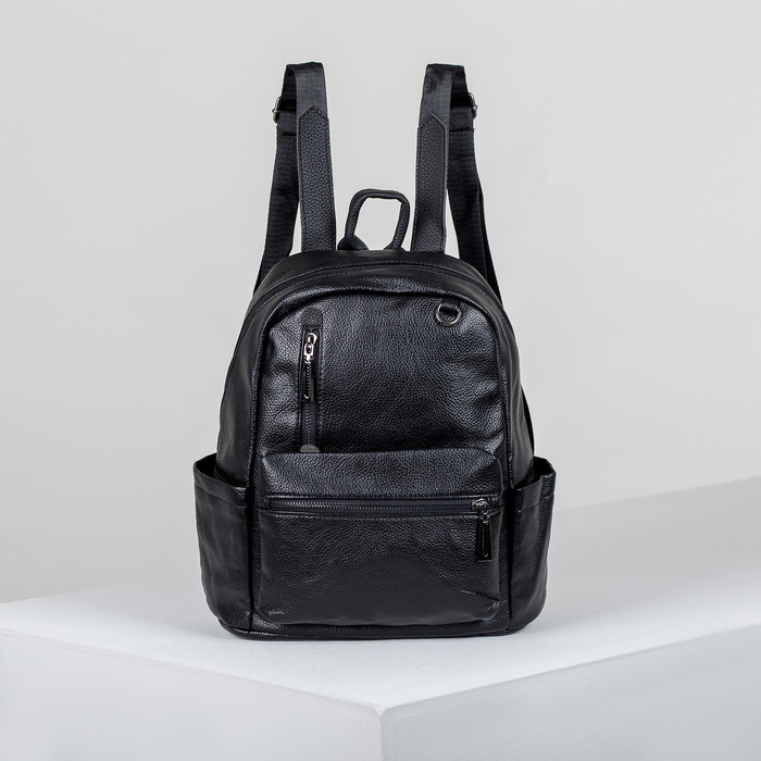 Рюкзак молодёжный, отдел на молнии, 5 наружных карманов, цвет чёрный