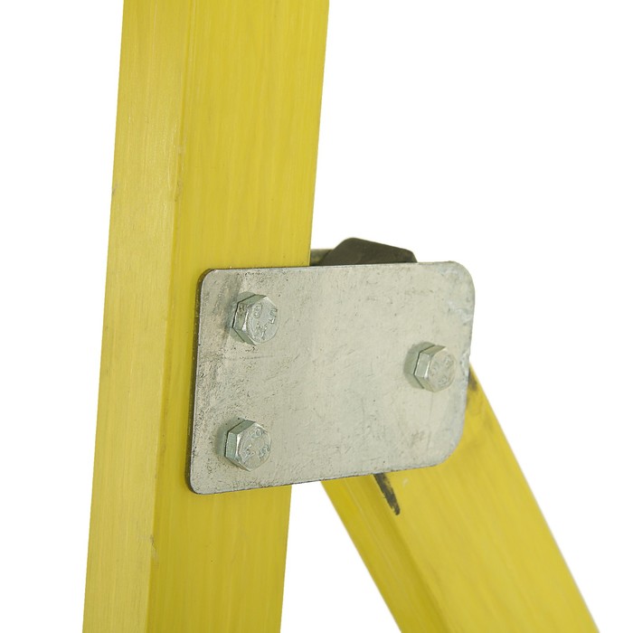 Стремянка диэлектрическая "ЛУЧ" ССС-1,9-Ф40П, стеклопластик, раб.высота 1 м, 3 ступени