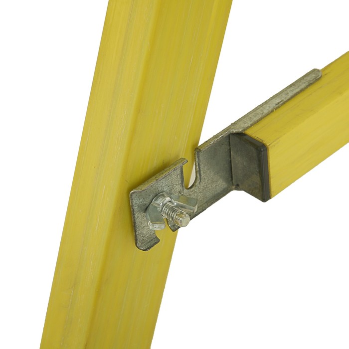 Стремянка диэлектрическая "ЛУЧ" ССС-2,5-Ф40П, стеклопластик, рабочая высота 1.6 м, 5 ступеней 338571