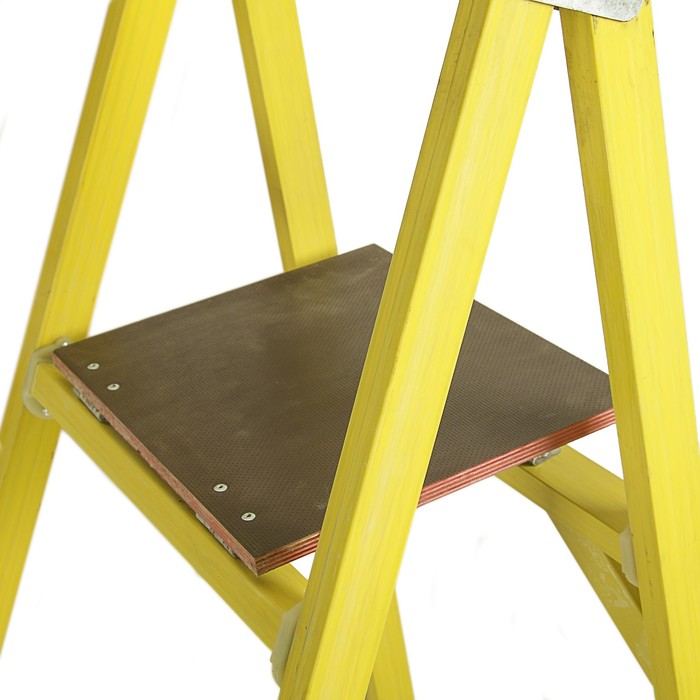 Стремянка диэлектрическая "ЛУЧ" ССС-3,9-Ф40П, стеклопластик, рабочая высота 3 м, 9 ступеней