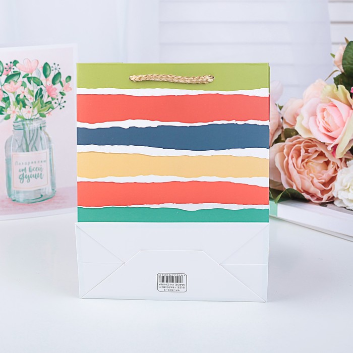 Пакет подарочный люкс, 16 х 20 х 8 см