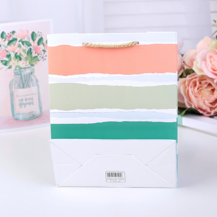 Пакет подарочный люкс, 16 х 20 х 8 см